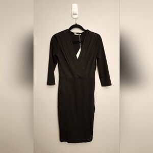 NWT MaxMara Black V-Neck Dress Size 6